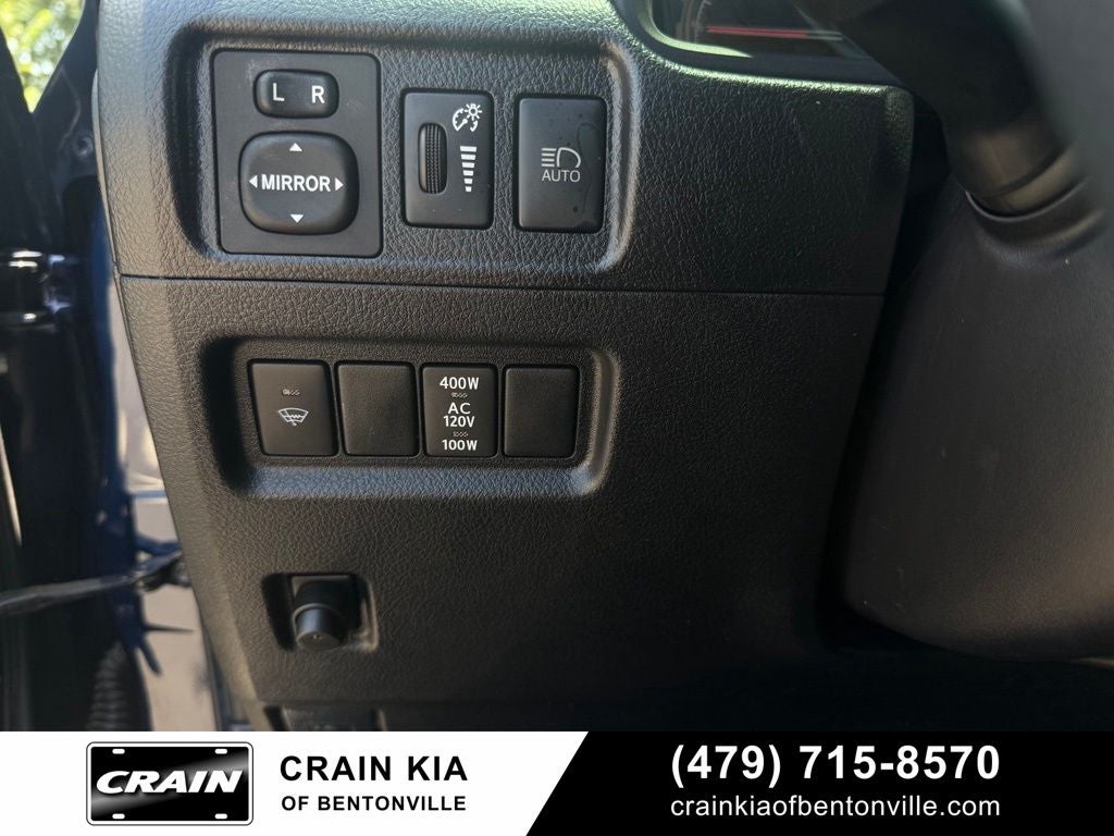 2020 Toyota 4Runner Venture - 4WD / LIFTED! / CLEAN CARFAX / ONE OWNER