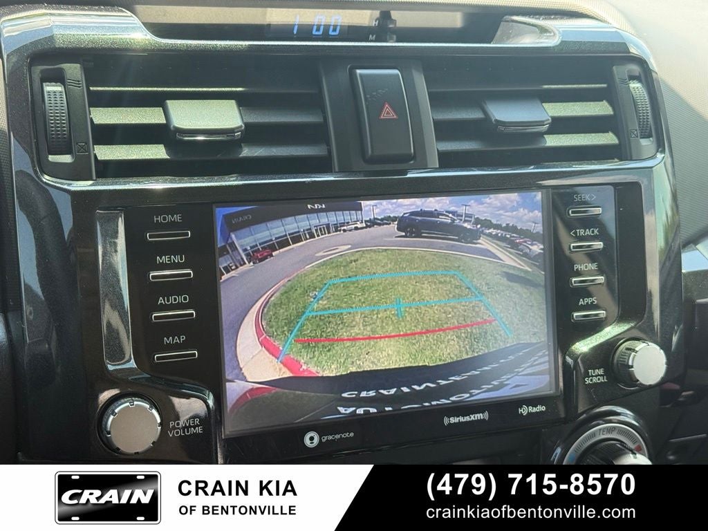 2020 Toyota 4Runner Venture - 4WD / LIFTED! / CLEAN CARFAX / ONE OWNER