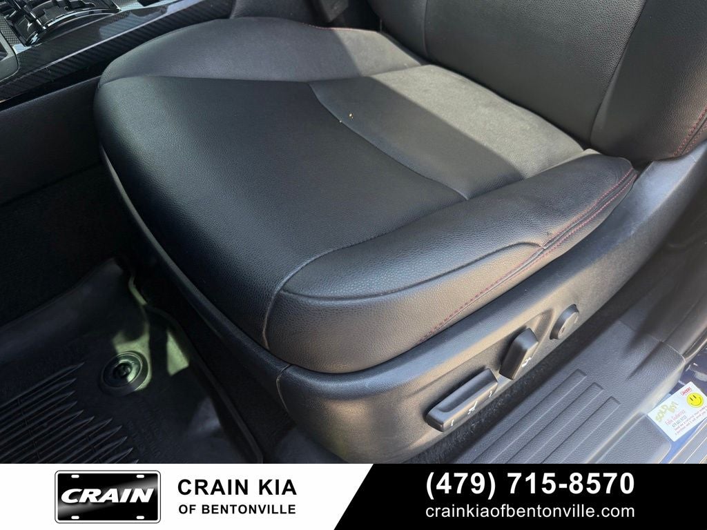 2020 Toyota 4Runner Venture - 4WD / LIFTED! / CLEAN CARFAX / ONE OWNER
