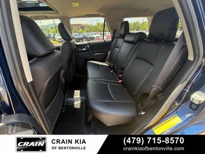 2020 Toyota 4Runner Venture - 4WD / LIFTED! / CLEAN CARFAX / ONE OWNER