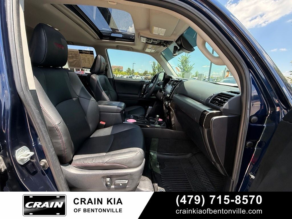 2020 Toyota 4Runner Venture - 4WD / LIFTED! / CLEAN CARFAX / ONE OWNER