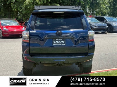 2020 Toyota 4Runner Venture - 4WD / LIFTED! / CLEAN CARFAX / ONE OWNER