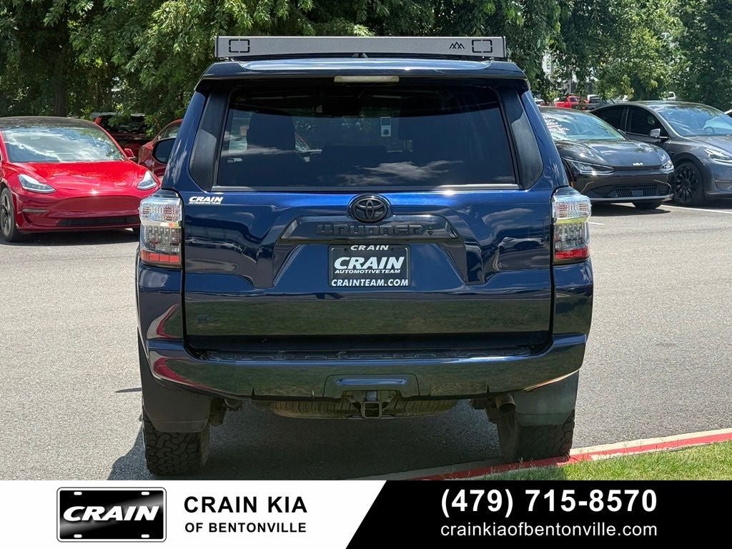 2020 Toyota 4Runner Venture - 4WD / LIFTED! / CLEAN CARFAX / ONE OWNER