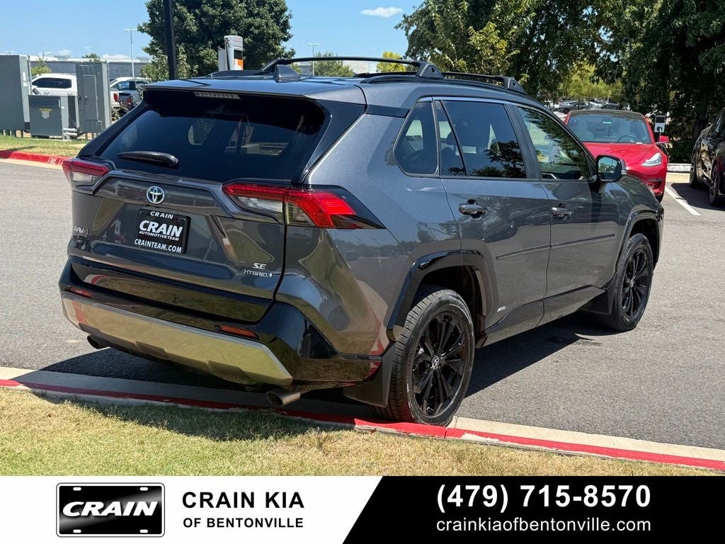 2022 Toyota RAV4 Hybrid SE - AWD / CLEAN CARFAX / ONE OWNER