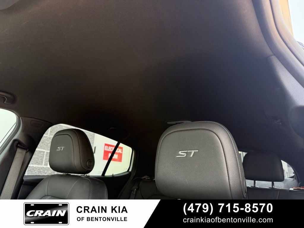 2025 Buick Envista Sport Touring - CLEAN CARFAX / ONE OWNER