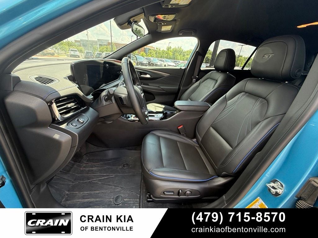 2025 Buick Envista Sport Touring - CARFAX ONE OWNER