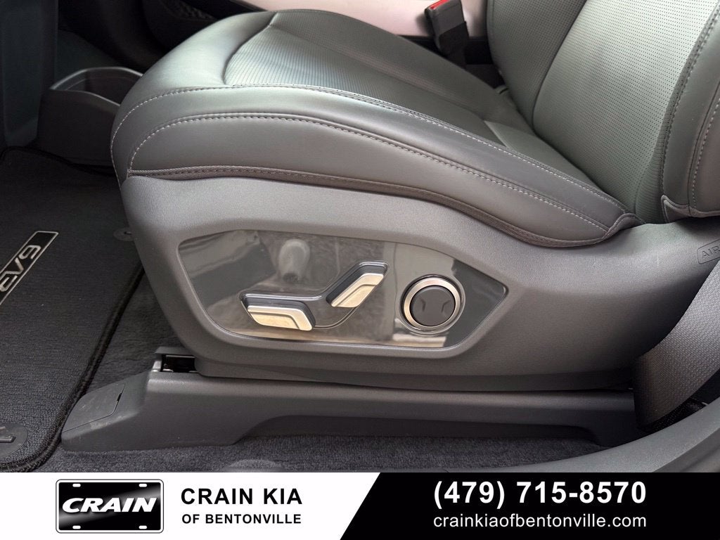 2024 Kia EV9 Light Long Range - KIA CPO / ONE OWNER / CLEAN CARFAX