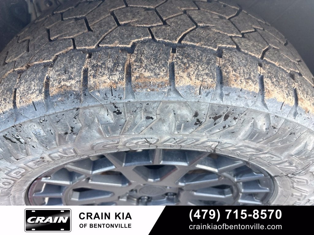 2024 Kia Carnival LX | CARFAX ONE OWNER!