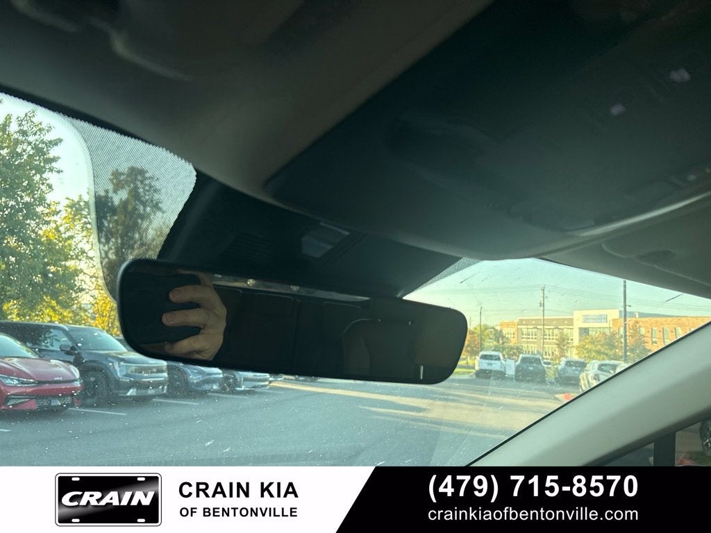 2024 Kia Carnival LX | CARFAX ONE OWNER!