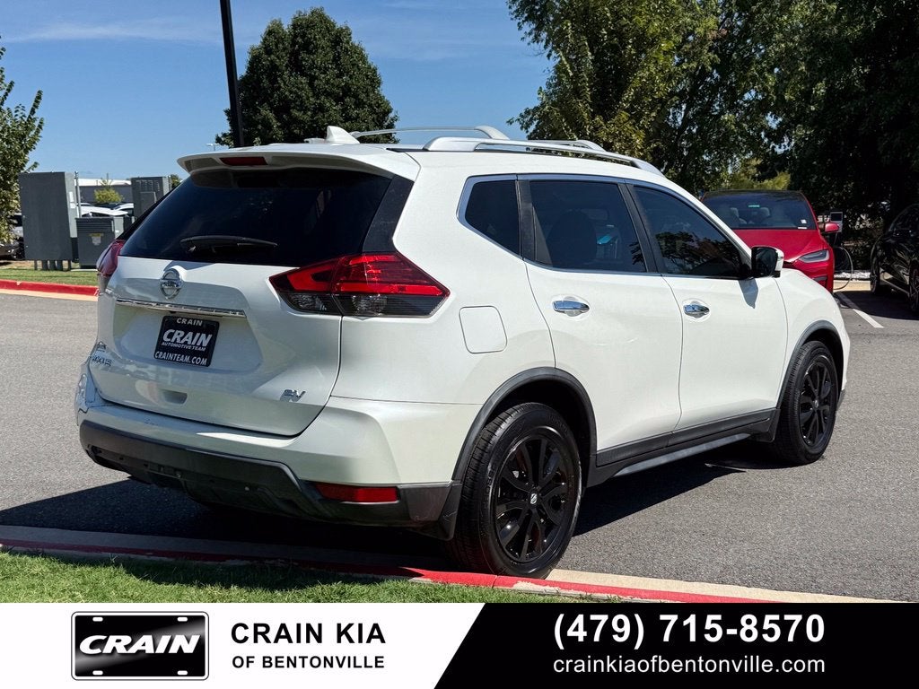 2017 Nissan Rogue SV