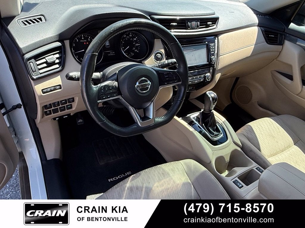 2017 Nissan Rogue SV
