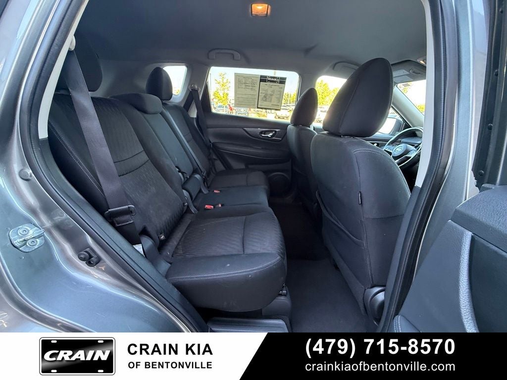 2018 Nissan Rogue SV - AWD