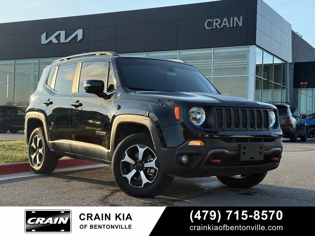 2022 Jeep Renegade Trailhawk - 4WD / PANORAMIC SUNROOF / CLEAN CARFAX