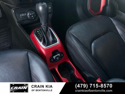 2022 Jeep Renegade Trailhawk - 4WD / PANORAMIC SUNROOF / CLEAN CARFAX