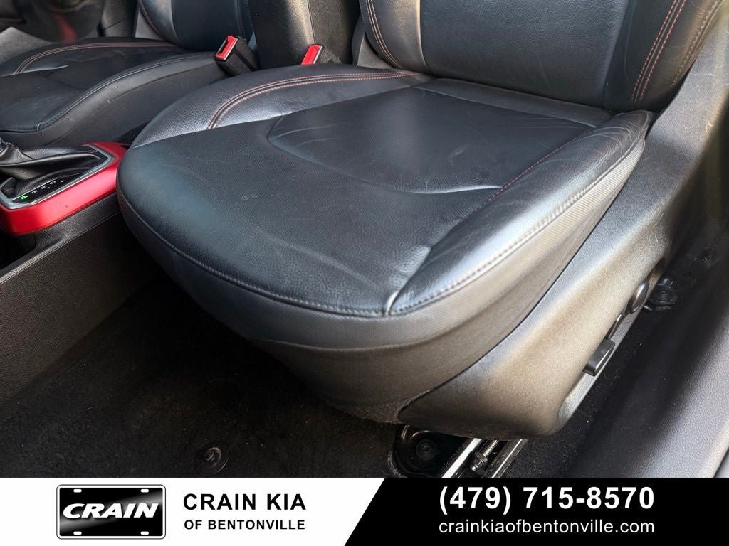 2022 Jeep Renegade Trailhawk - 4WD / PANORAMIC SUNROOF / CLEAN CARFAX
