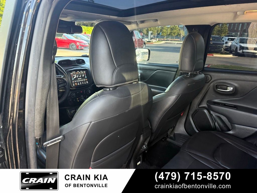 2022 Jeep Renegade Trailhawk - 4WD / PANORAMIC SUNROOF / CLEAN CARFAX