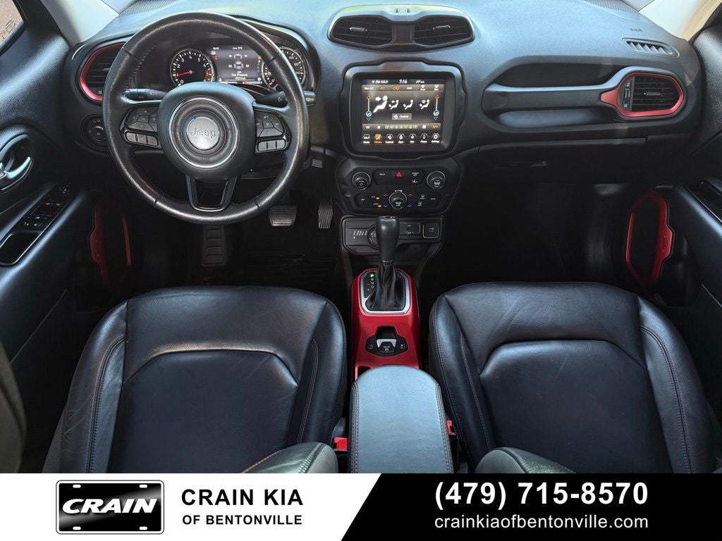 2022 Jeep Renegade Trailhawk - 4WD / PANORAMIC SUNROOF / CLEAN CARFAX