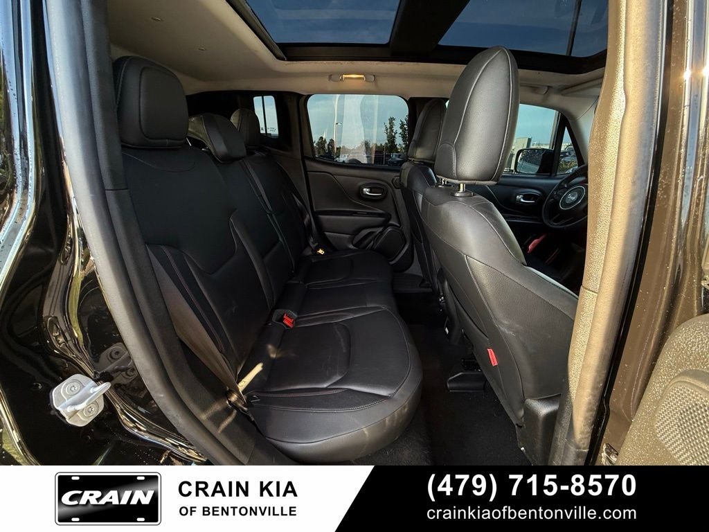 2022 Jeep Renegade Trailhawk - 4WD / PANORAMIC SUNROOF / CLEAN CARFAX