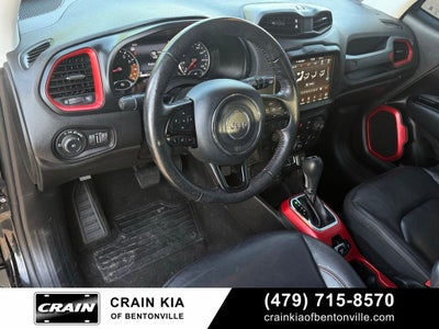 2022 Jeep Renegade Trailhawk - 4WD / PANORAMIC SUNROOF / CLEAN CARFAX