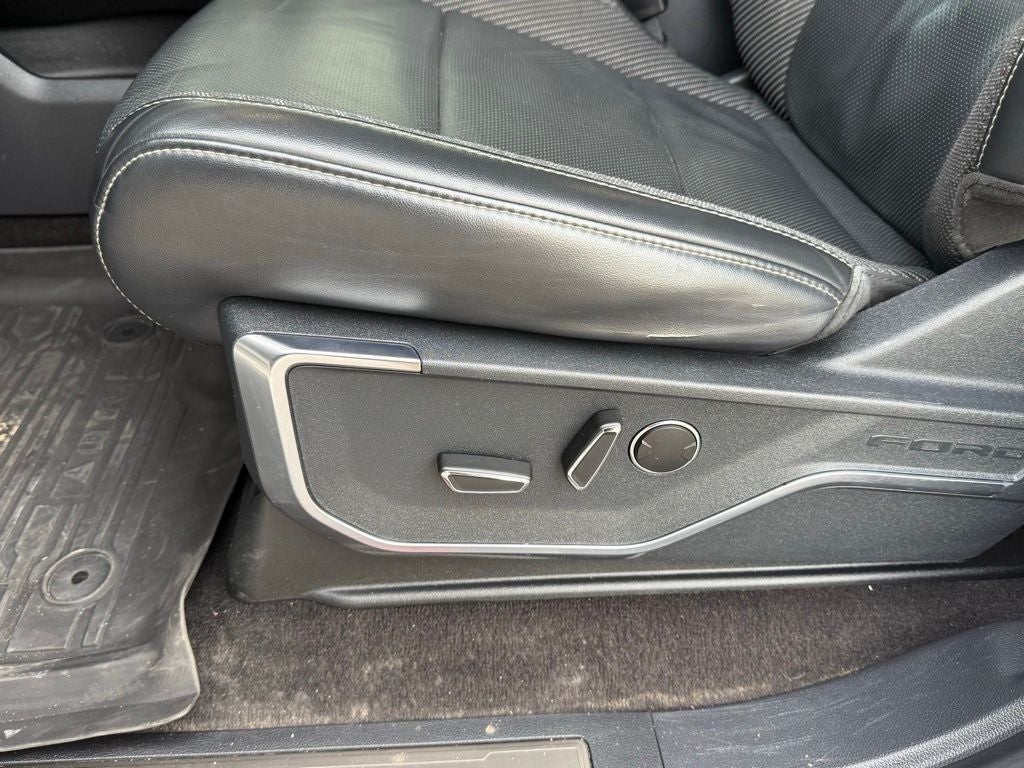2022 Ford F-150 Raptor HEATED AND COOLED SEATS / 4X4 / NAV