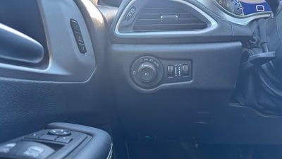 2024 Chrysler Pacifica Touring L HEATED SEATS / LEATHER / 3RD ROW