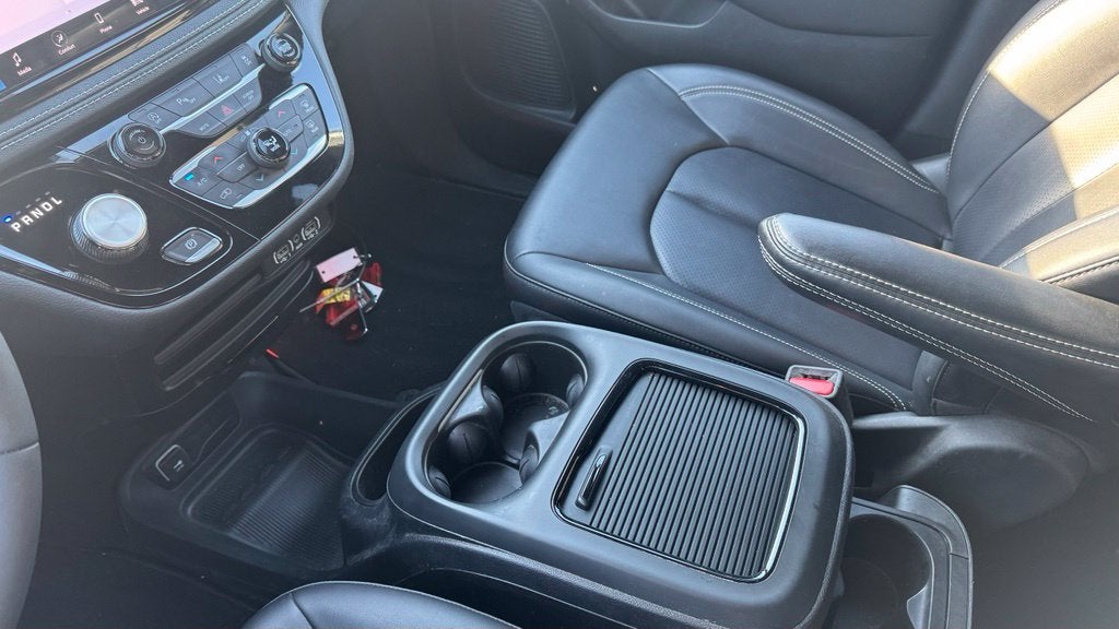 2024 Chrysler Pacifica Touring L HEATED SEATS / LEATHER / 3RD ROW