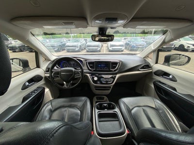 2020 Chrysler Pacifica Touring L POWER LIFT GATE / HEATED SEATS