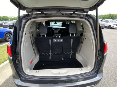 2020 Chrysler Pacifica Touring L POWER LIFT GATE / HEATED SEATS