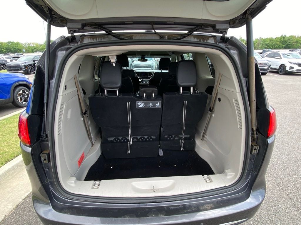 2020 Chrysler Pacifica Touring L POWER LIFT GATE / HEATED SEATS