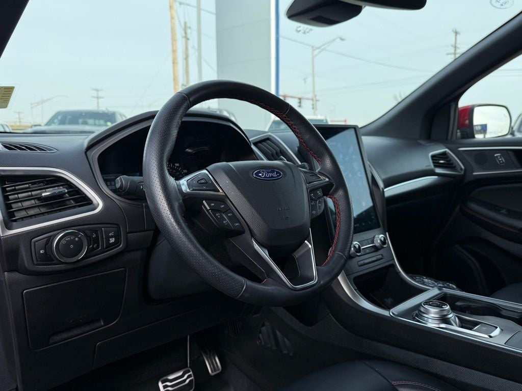 2024 Ford Edge ST Line AWD / HEATED SEATS / ONE OWNER
