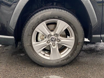 2025 Toyota RAV4 XLE ONE OWNER