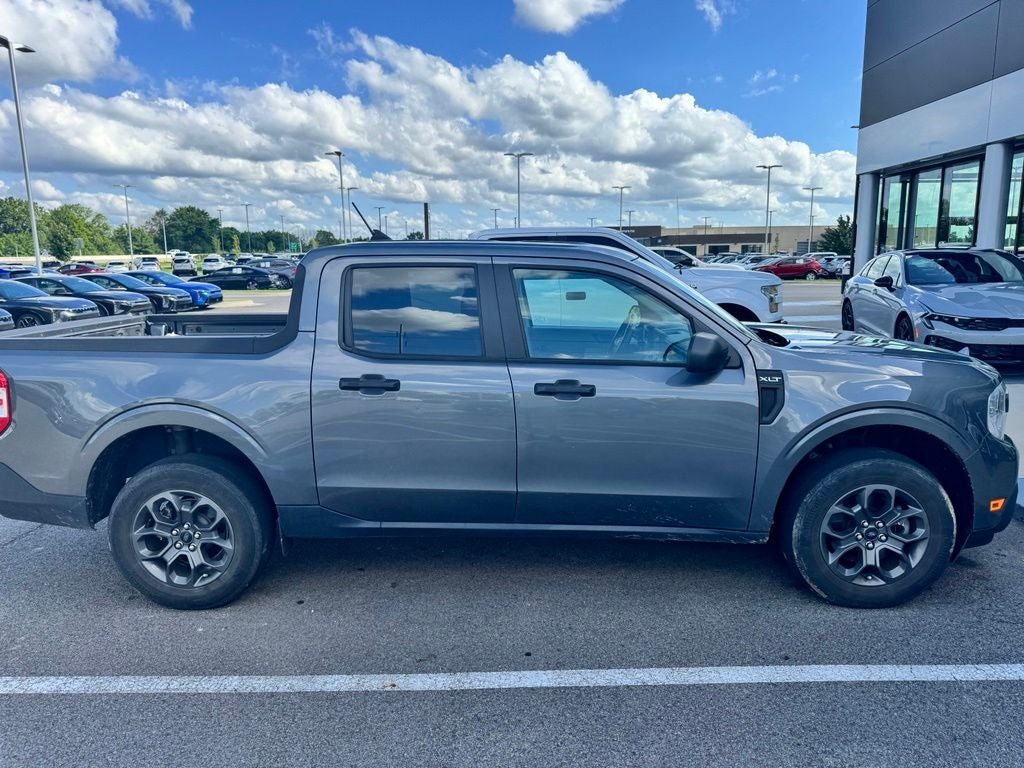 2023 Ford Maverick XLT ONE OWNER
