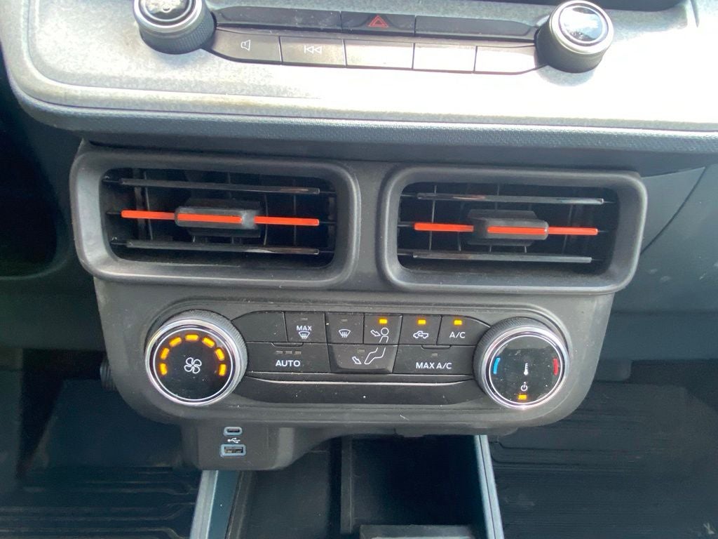 2023 Ford Maverick XLT ONE OWNER