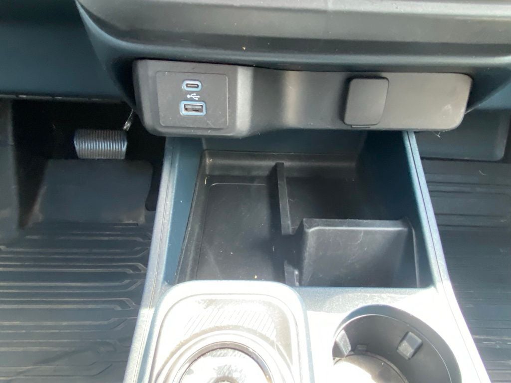 2023 Ford Maverick XLT ONE OWNER