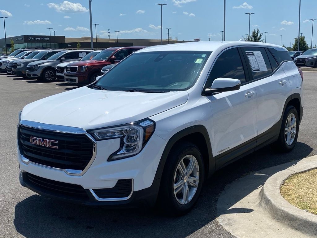 2023 GMC Terrain SLE ONE OWNER / CLEAN CARFAX