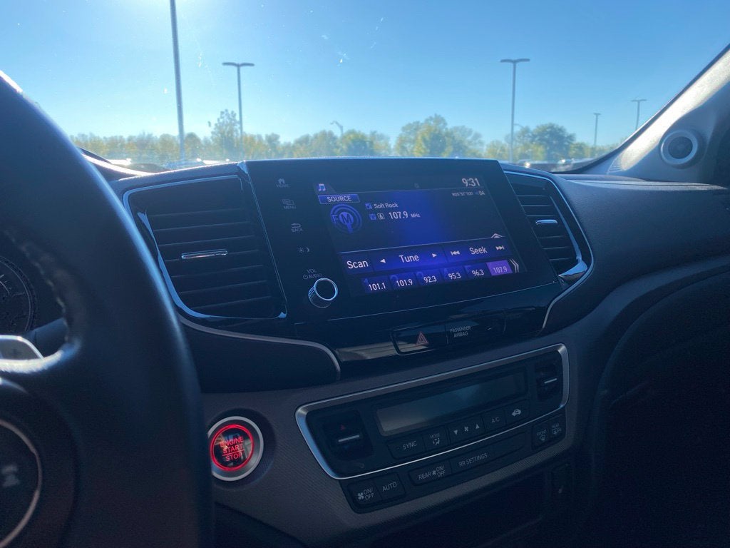 2023 Honda Ridgeline RTL AWD / POWER DRIVERS SEATS / MOONROOF