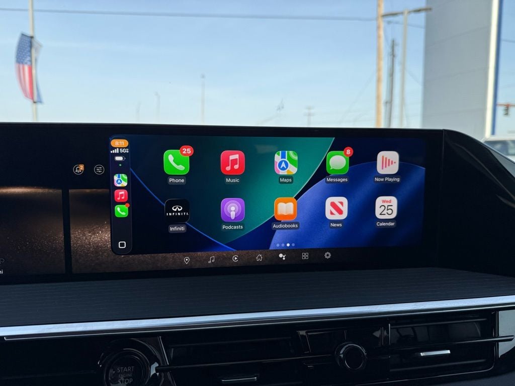 2025 INFINITI QX80 SENSORY HEATED SEATS / MOONROOF / ONE OWNER