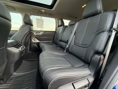 2025 INFINITI QX80 SENSORY HEATED SEATS / MOONROOF / ONE OWNER