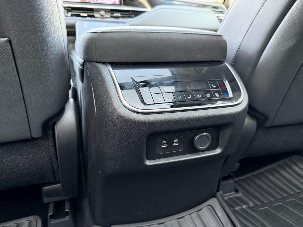 2025 INFINITI QX80 SENSORY HEATED SEATS / MOONROOF / ONE OWNER
