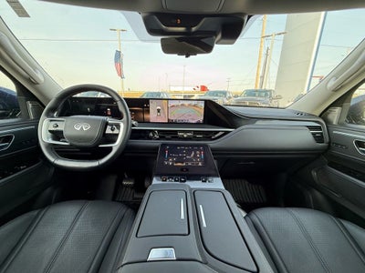 2025 INFINITI QX80 SENSORY HEATED SEATS / MOONROOF / ONE OWNER