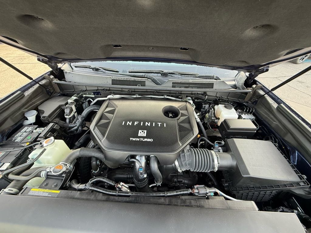 2025 INFINITI QX80 SENSORY HEATED SEATS / MOONROOF / ONE OWNER