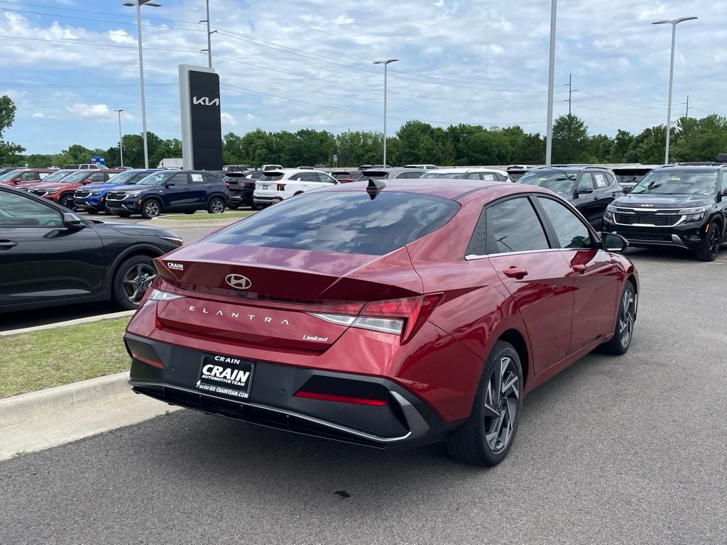 2024 Hyundai Elantra Limited NAV / CLEAN CARFAX