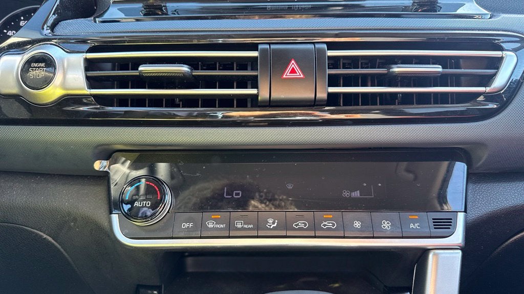 2023 Kia Seltos S AWD / HEATED SEATS / ONE OWNER