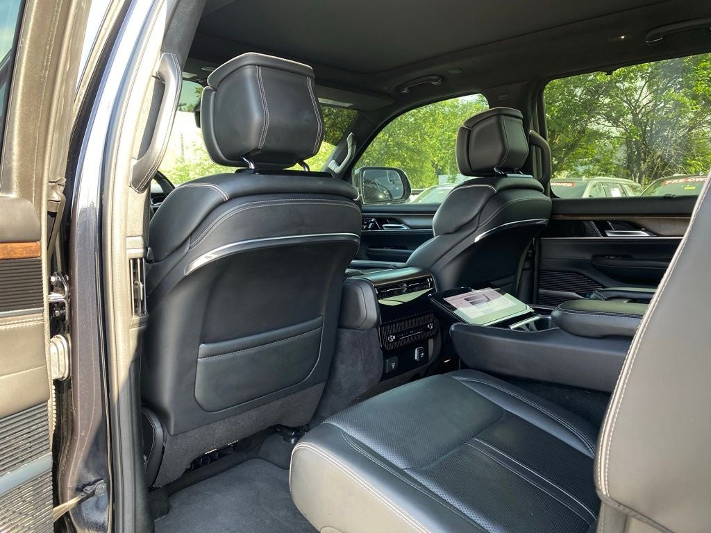 2022 Jeep Grand Wagoneer Series II