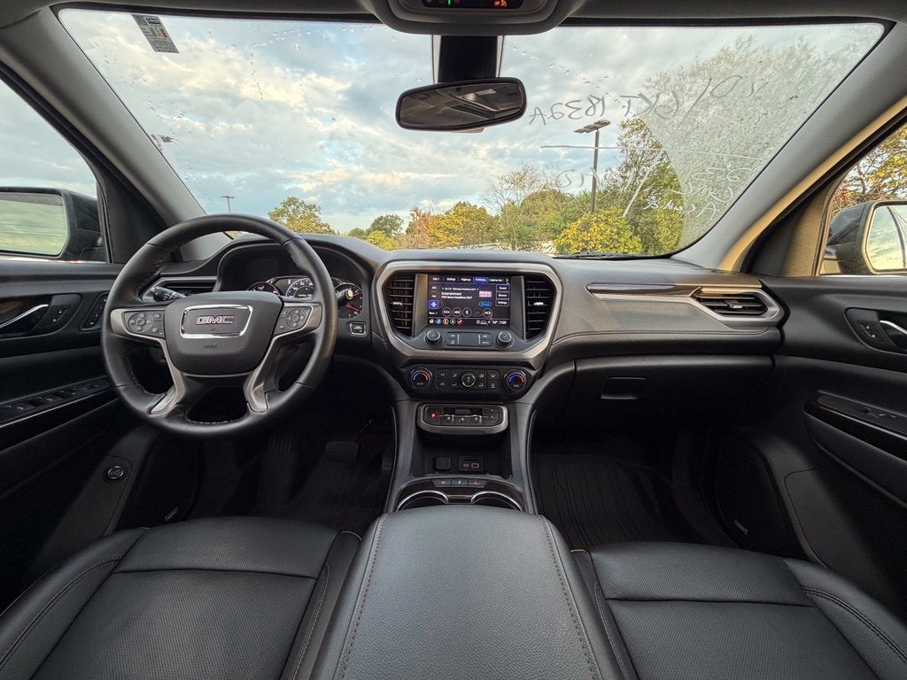 2023 GMC Acadia AT4