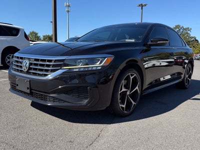 2021 Volkswagen Passat 2.0T R-Line R-Line w/ Sunroof