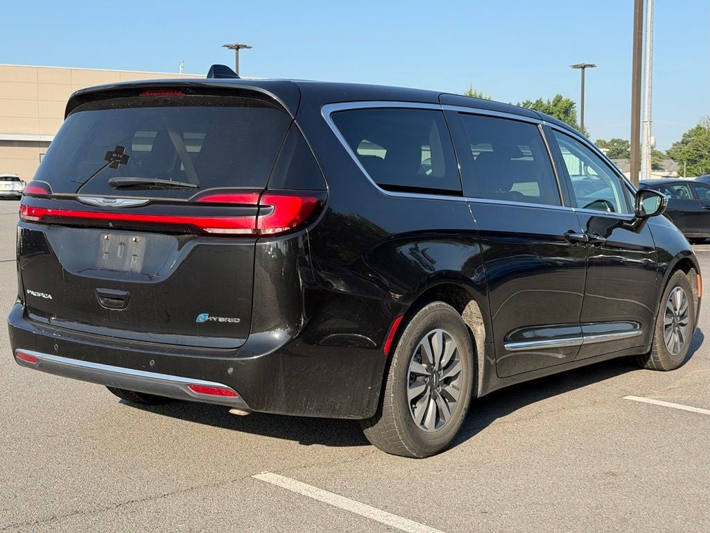 2023 Chrysler Pacifica Hybrid Limited *PHEV, Clean Carfax, One-Owner