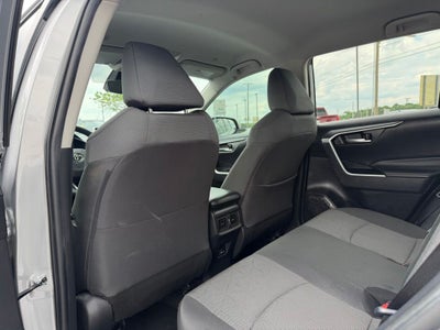 2024 Toyota RAV4 XLE *Clean Carfax, One-Owner