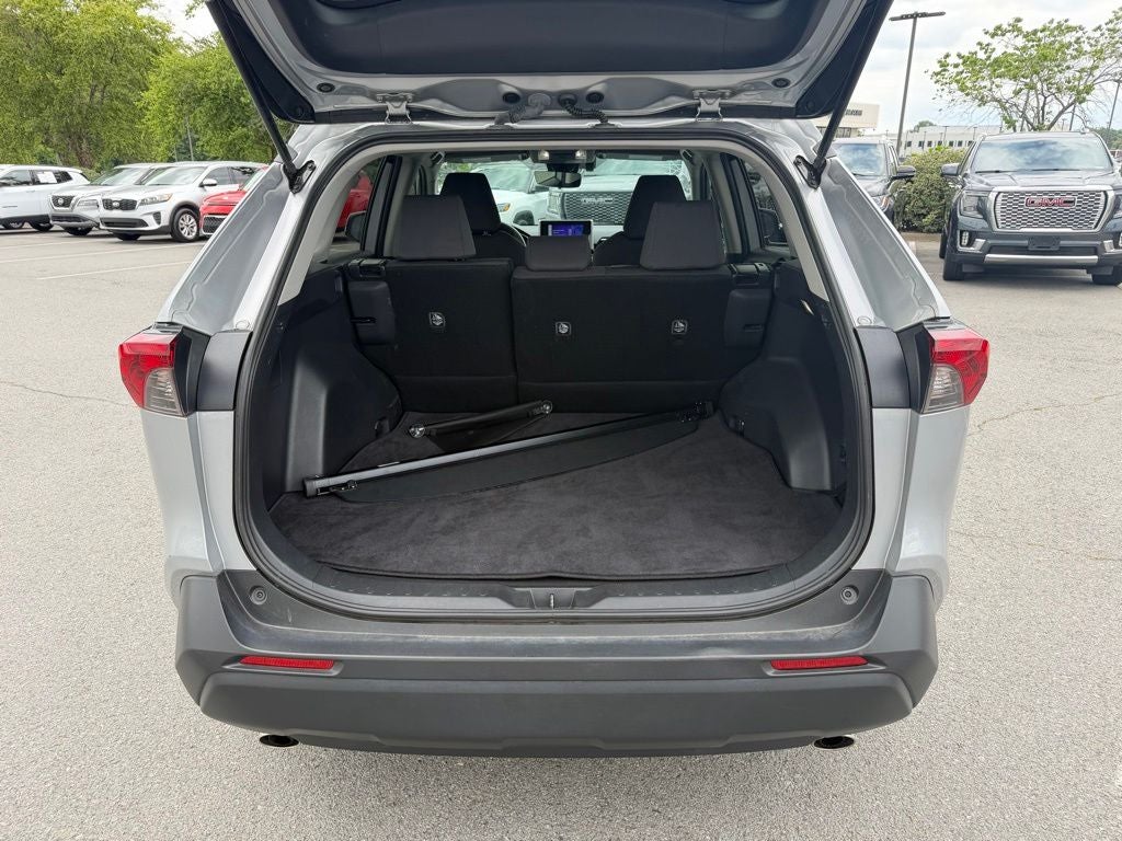 2024 Toyota RAV4 XLE *Clean Carfax, One-Owner
