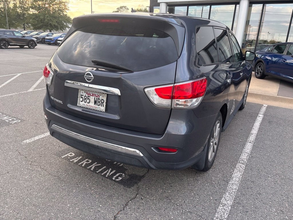 2014 Nissan Pathfinder S
